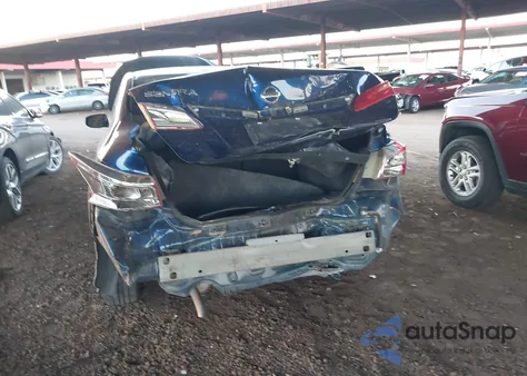 2017 Nissan Sentra S z USA, uszkodzony, nr VIN 3N1AB7APXHY380262